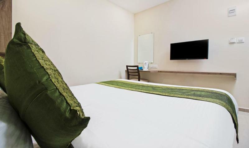 Ocean Suites Hotel มุมไบ ภายนอก รูปภาพ
