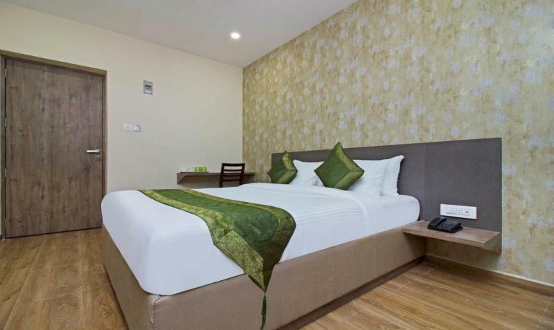 Ocean Suites Hotel มุมไบ ภายนอก รูปภาพ
