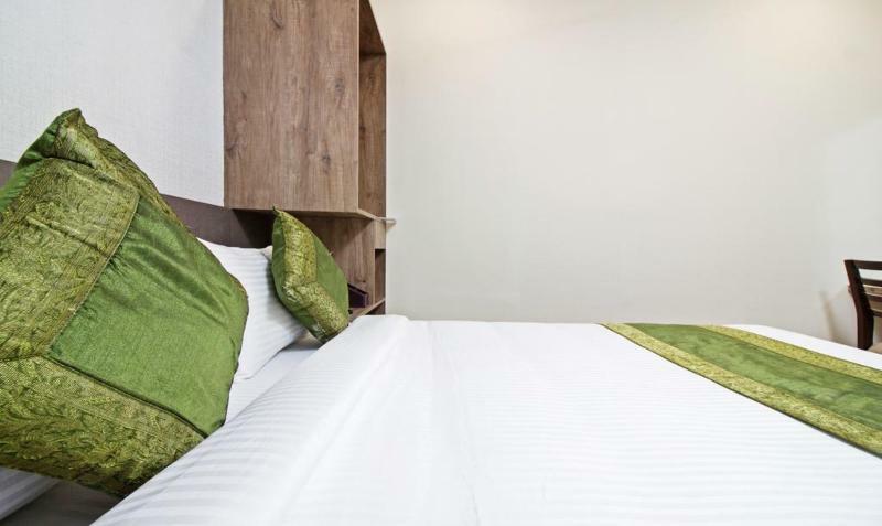 Ocean Suites Hotel มุมไบ ภายนอก รูปภาพ