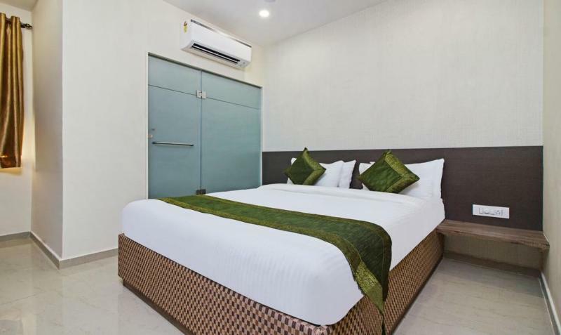 Ocean Suites Hotel มุมไบ ภายนอก รูปภาพ