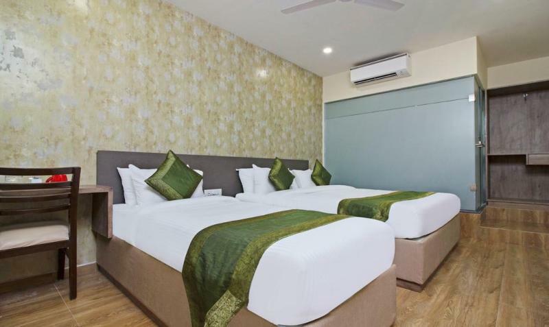 Ocean Suites Hotel มุมไบ ภายนอก รูปภาพ