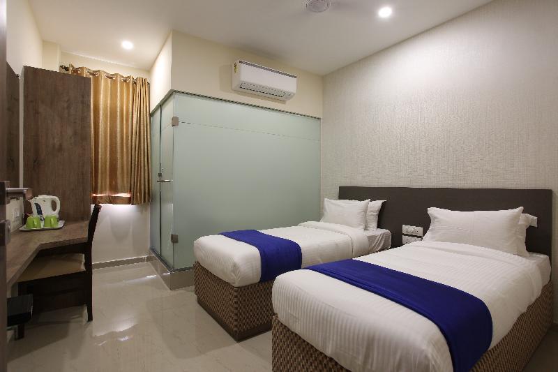 Ocean Suites Hotel มุมไบ ภายนอก รูปภาพ